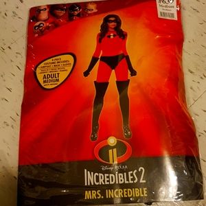 Womens Mrs Incredibles  Halloween costume